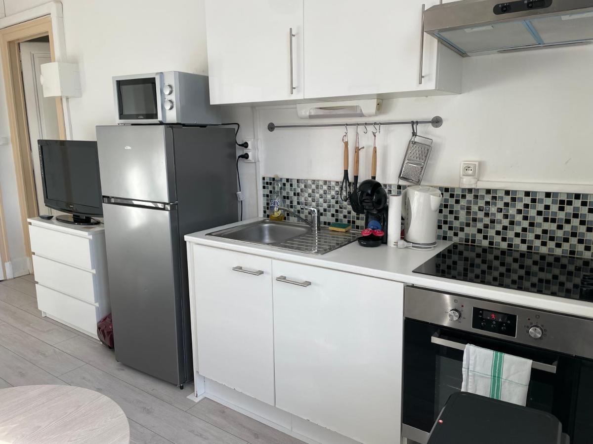 Studio Meuble Et Lumineux 20M2 Appartement Vittel Buitenkant foto
